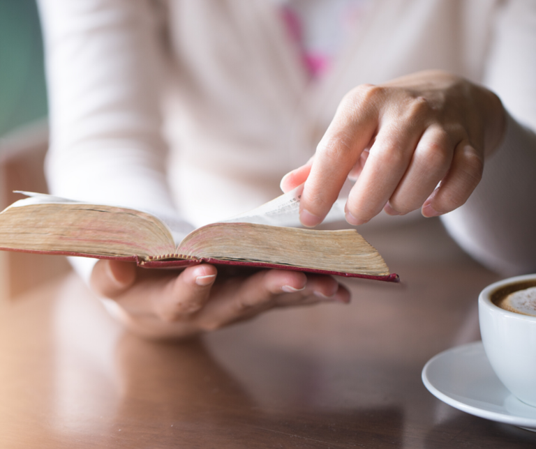 Bible Reading Plans: Should You Read the Bible in One Year?